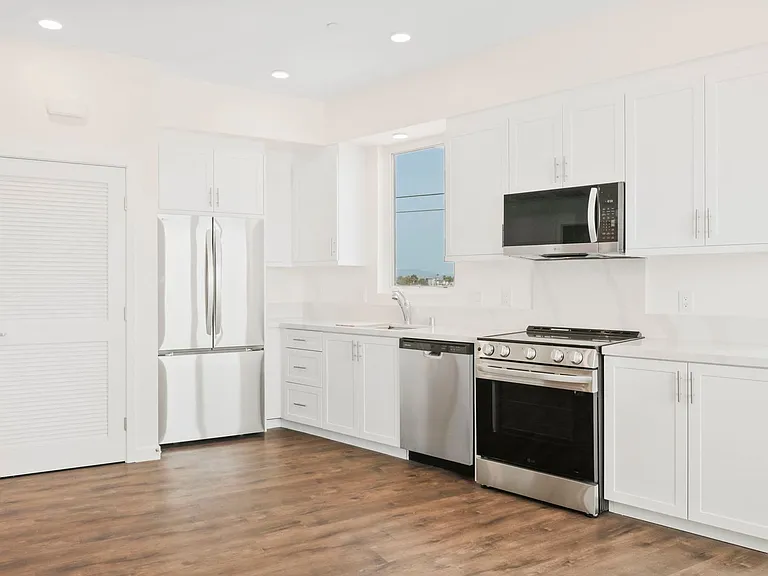 4505 Illinois Street - North Park's Newest Boutique Upscale Apartments — Photo 33