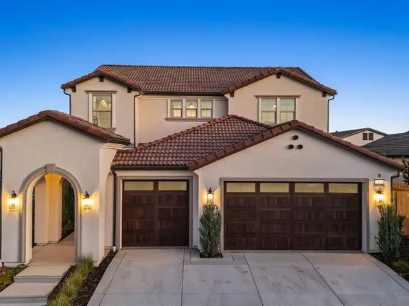 7243 W Ashcroft Ave, Fresno, CA 93723