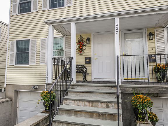 2nd image of 222 Lakeview Ave