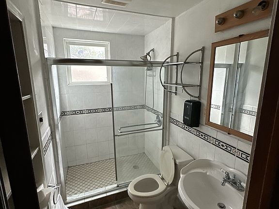 5th image of 2516 Fonville Dr