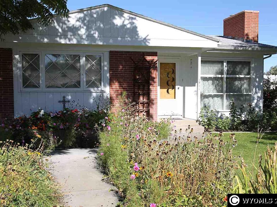 1st image of 1511 Coburn Ave