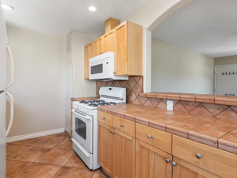 2904 Adams Ave — Photo 11