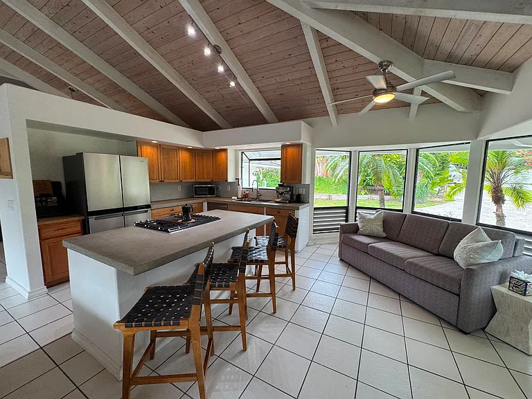 3975 Kalakaua Pl — Photo 31