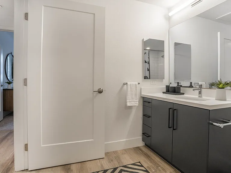 Core Apartments — Photo 7