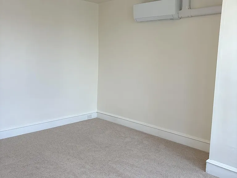4045 Dexter St — Photo 10