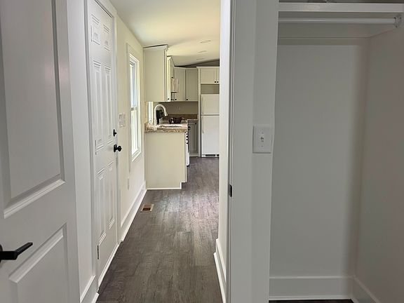 3rd image of 3075 Canady Ln