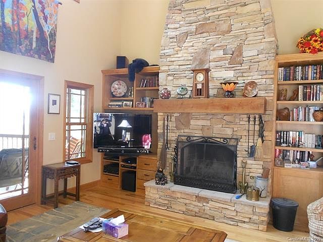 1st image of 1581 Winding Creek Dr
