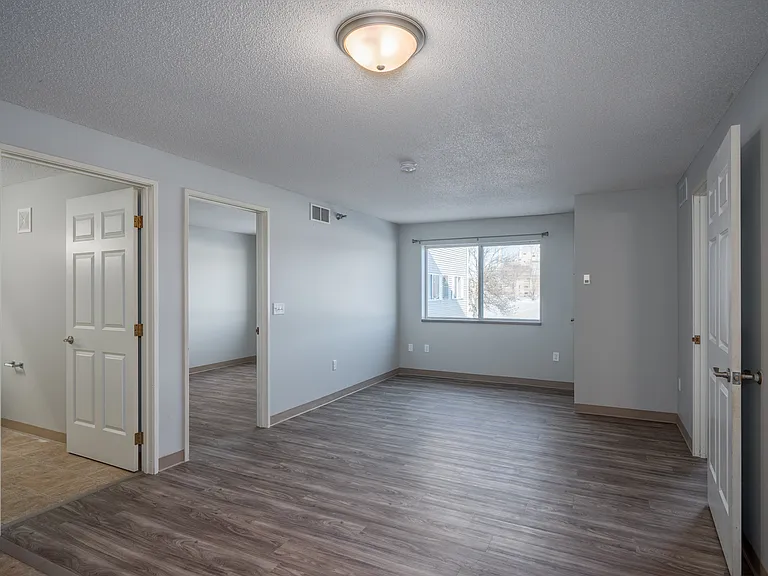 The Riverview — Photo 26