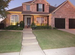 541 Hunter St, Argyle, TX 76226