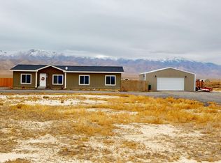 725 Faded Sage Dr, Battle Mountain, NV 89820