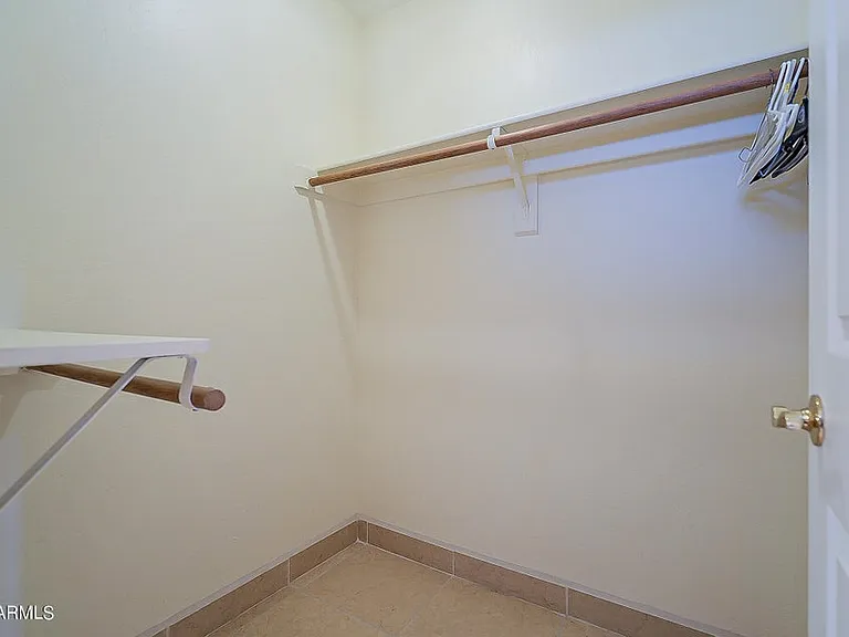 1105 N Cota Ln — Photo 34