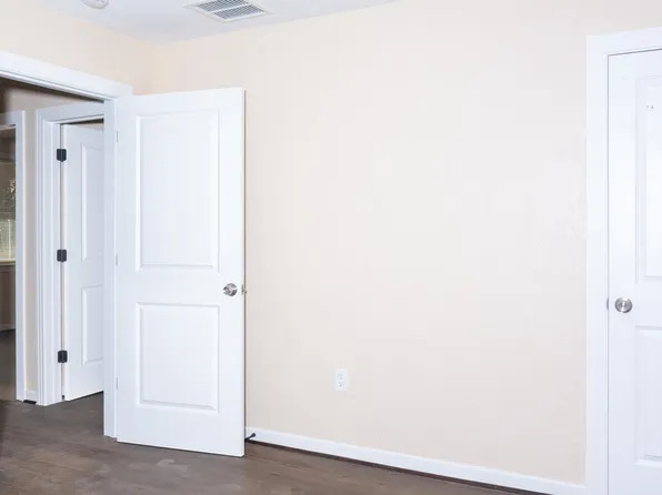 1003 NW 15th Ave, Gainesville, FL 32601