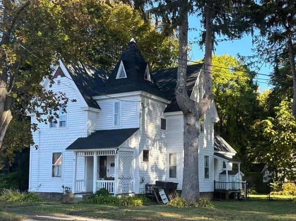 4 Columbia St, Westfield, MA 01085