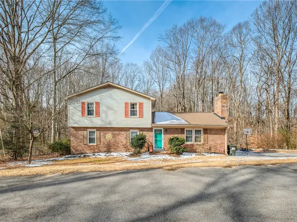 309 Elmwood St, Easley, SC 29642
