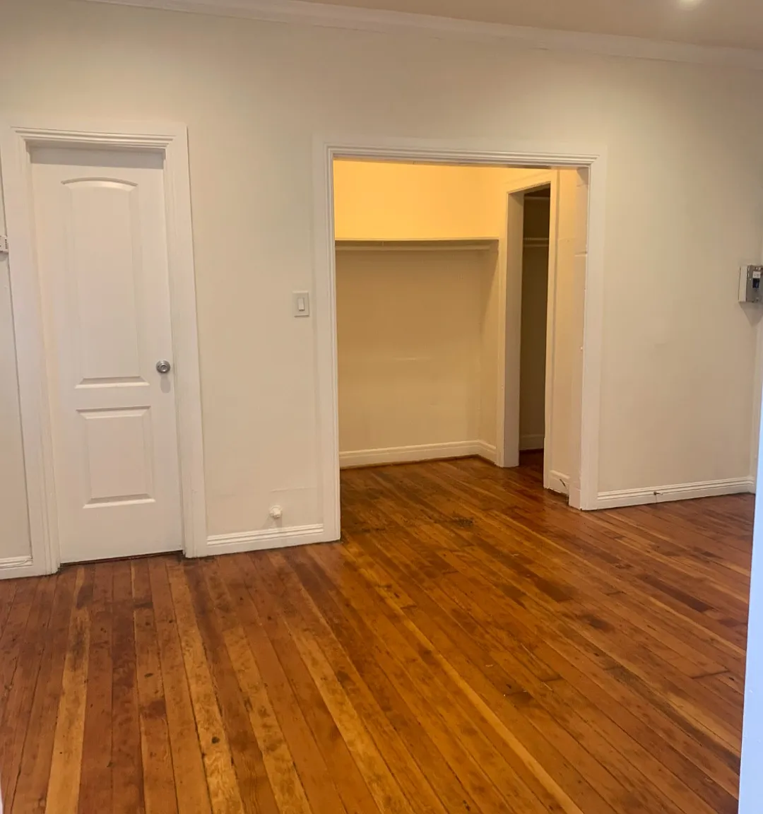 3045 Leeward — Photo 4
