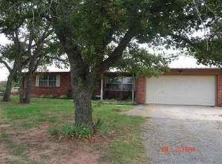 5107 Clearcreek Rd, Marlow, OK 73055