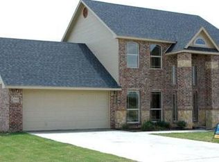 1721 Lakeway, Cleburne, TX 76033