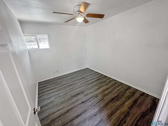 4th image of 613 Welshire St
