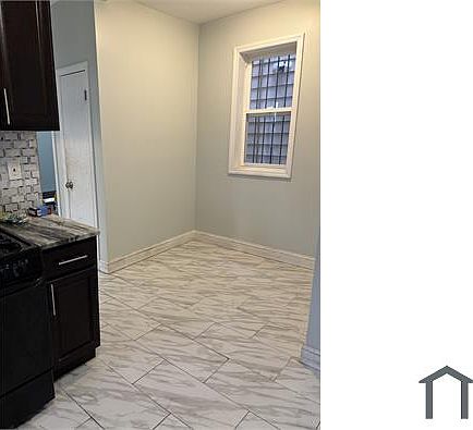 1st image of 147 Ridgewood Ave Floor 1