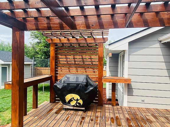 Grilling station