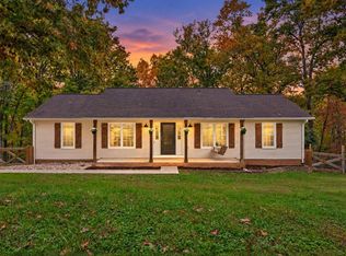 104 Tree Swallow Dr, Vinton, VA 24179