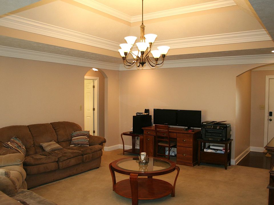 1120 Sir Lionel St, Dyersburg, TN 38024 Zillow