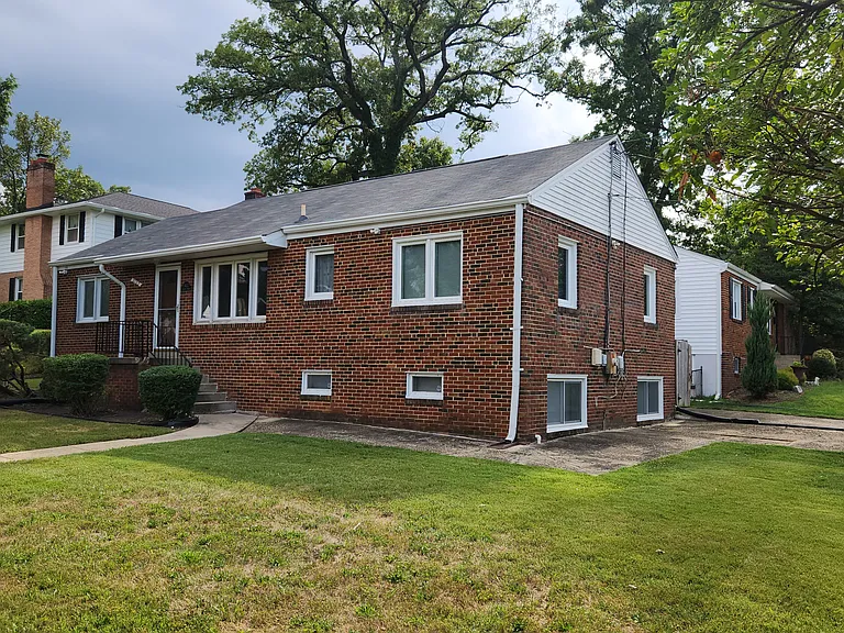 Front Exterior - 3