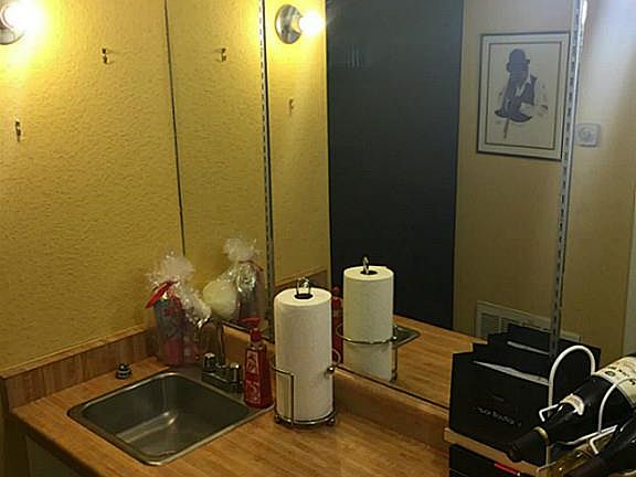 5th image of 5807 Beverlyhill St APT 10