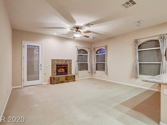 2nd image of 8162 Villa De La Playa St