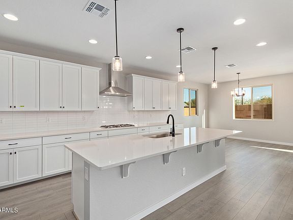 5th image of 40259 W MICHAELS Drive