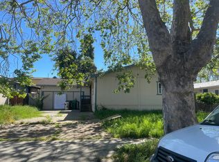 985 45th St, Oakland, CA 94608