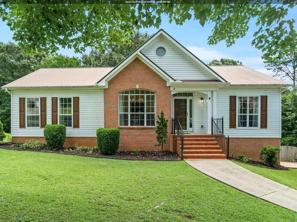7732 S Crest Trl, Bessemer, AL 35022