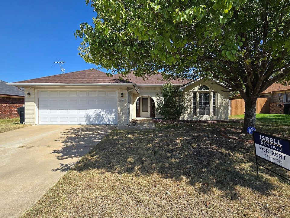 1st image of 2303 Amethyst Dr