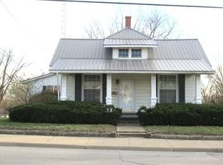 1709 E Main St, Petersburg, IN 47567