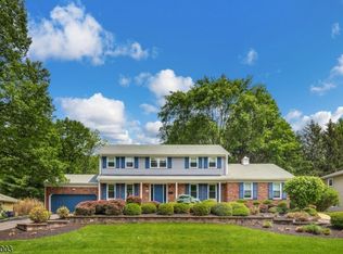 165 Spring Ridge Dr, Berkeley Heights, NJ 07922