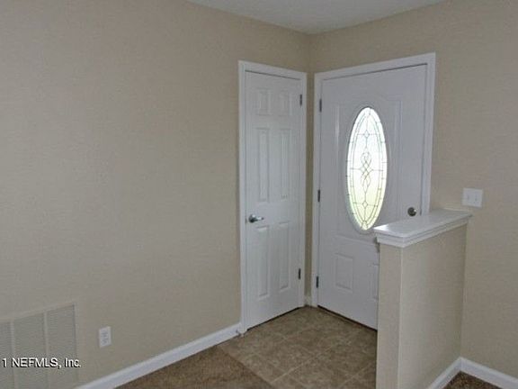 3rd image of 1044 Waterfall Dr