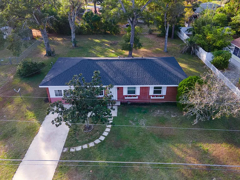 500 College Ave — Photo 4