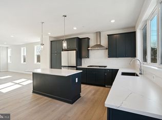 4901 Eisenhower Ave, Alexandria, VA 22304