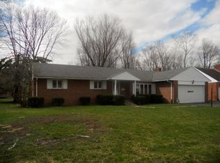 809 Hawthorne Rd, Findlay, OH 45840