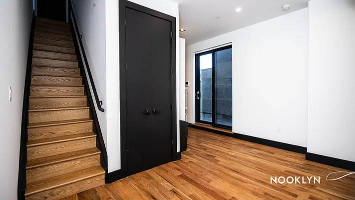 Rented by Nooklyn NYC LLC | media 25