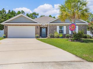 430 W Petunia Dr, Long Beach, MS 39560