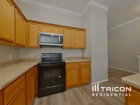 4th image of 311 Creekwood Trl