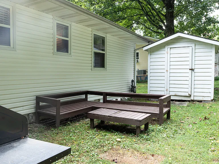 103 Robleigh Dr — Photo 31