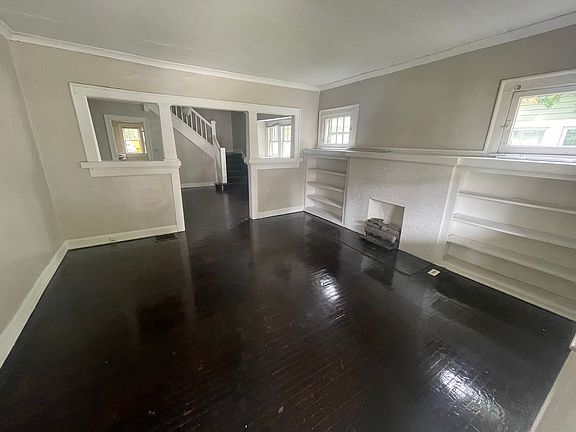 3rd image of 4110 Carrollton Ave
