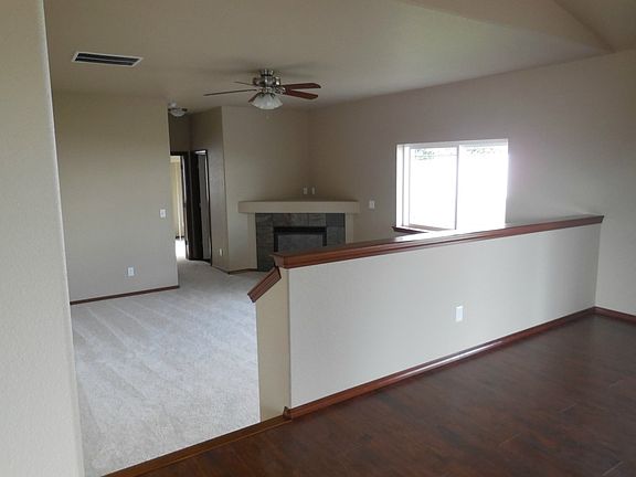 5th image of 904 Torkleson Dr