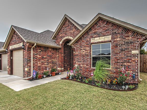 4th image of 2620 Coles Creek Ln