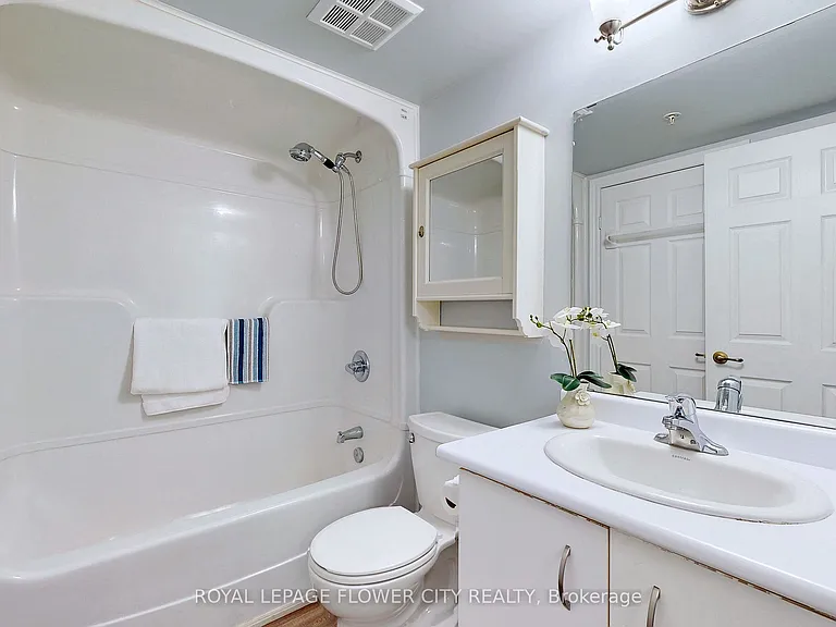 1480 Bishops Gate #413 — Photo 11