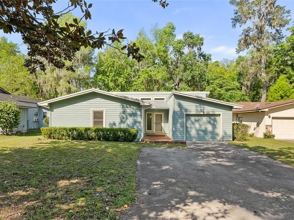 10626 Creek Dr, Alachua, FL 32615