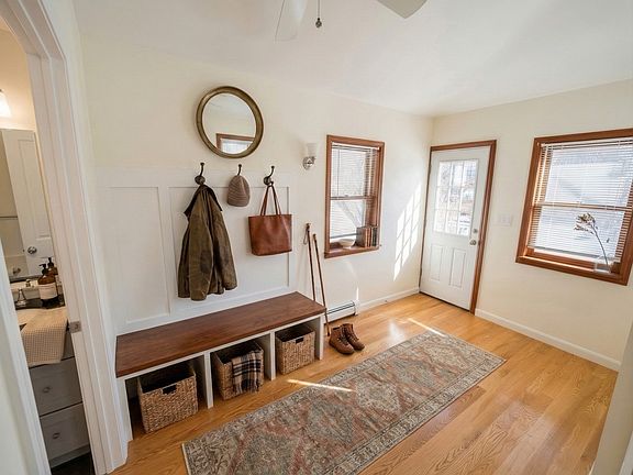 4th image of 38 Park Ave #1