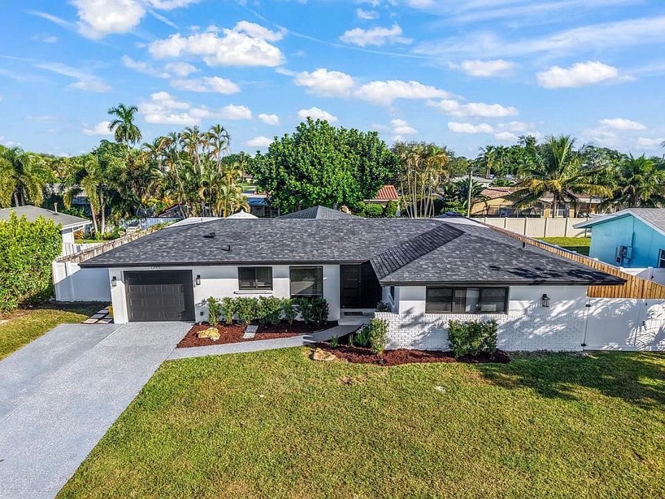 1st image of 1399 W Camino Real